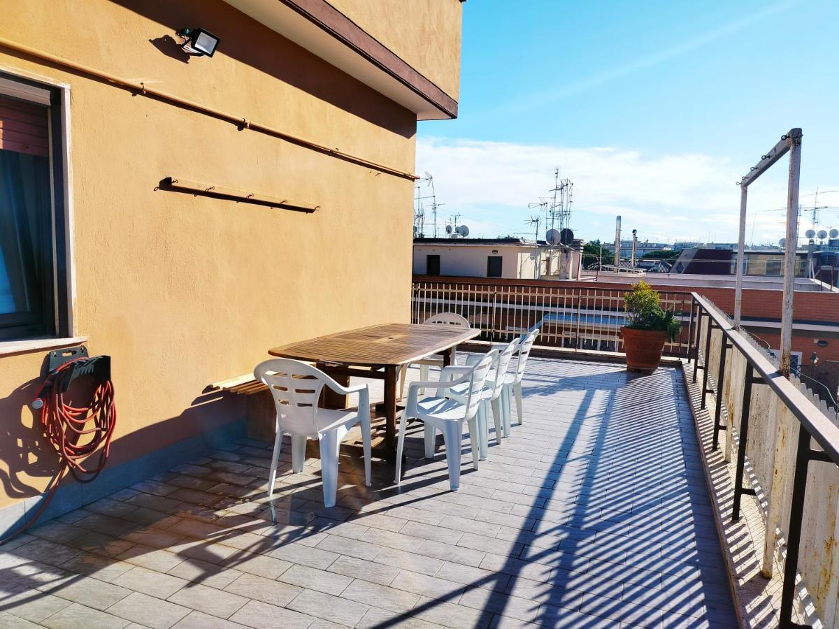 Avellini - Delightful And Spacious Apartment With Terrace - Near Metro A Cornelia Rome Exterior photo